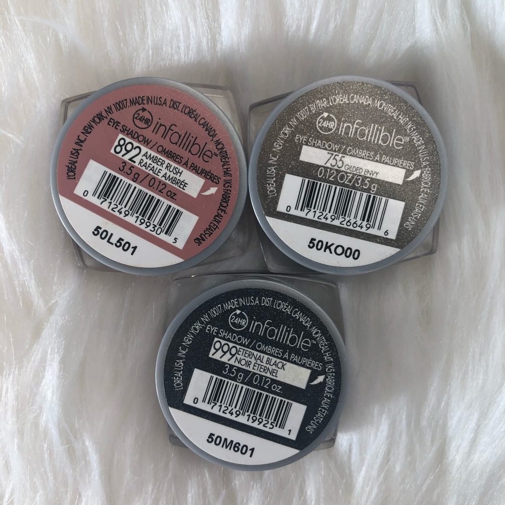 L’oréal Eyeshadow Bundle 👁👁 - Picture 2 of 3